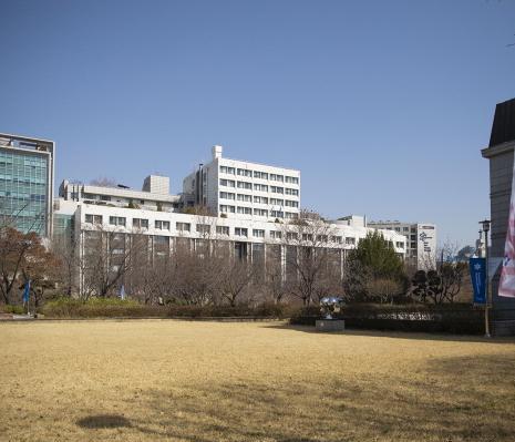 Faculty of Sookmyung Women's University donates Coronavirus-19 donations to aid groups