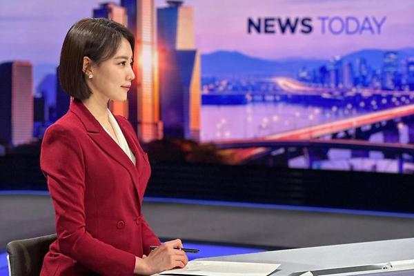 정치와 스포츠, 여성 진행자의 새로운 길을 열다, MBC 아나운서 이선영 동문