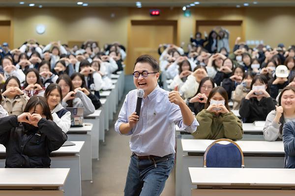 순헌황귀비부터 최승희·박자혜까지…최태성 강사가 풀어낸 숙명의 120년